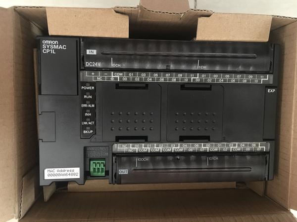 PLC OMRON CP1L-M30DR-A (สินค้าใหม่) 220Vac *Output Relay /18in 